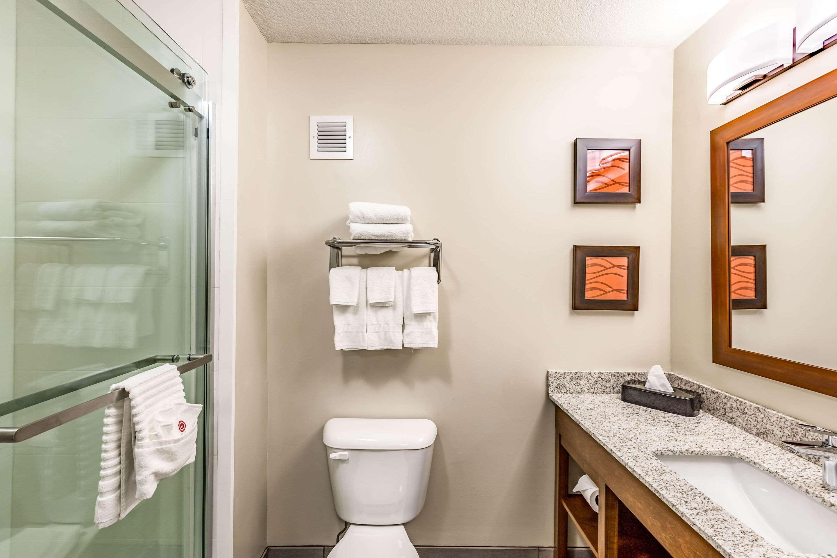Comfort Inn Altoona-Des Moines Екстериор снимка