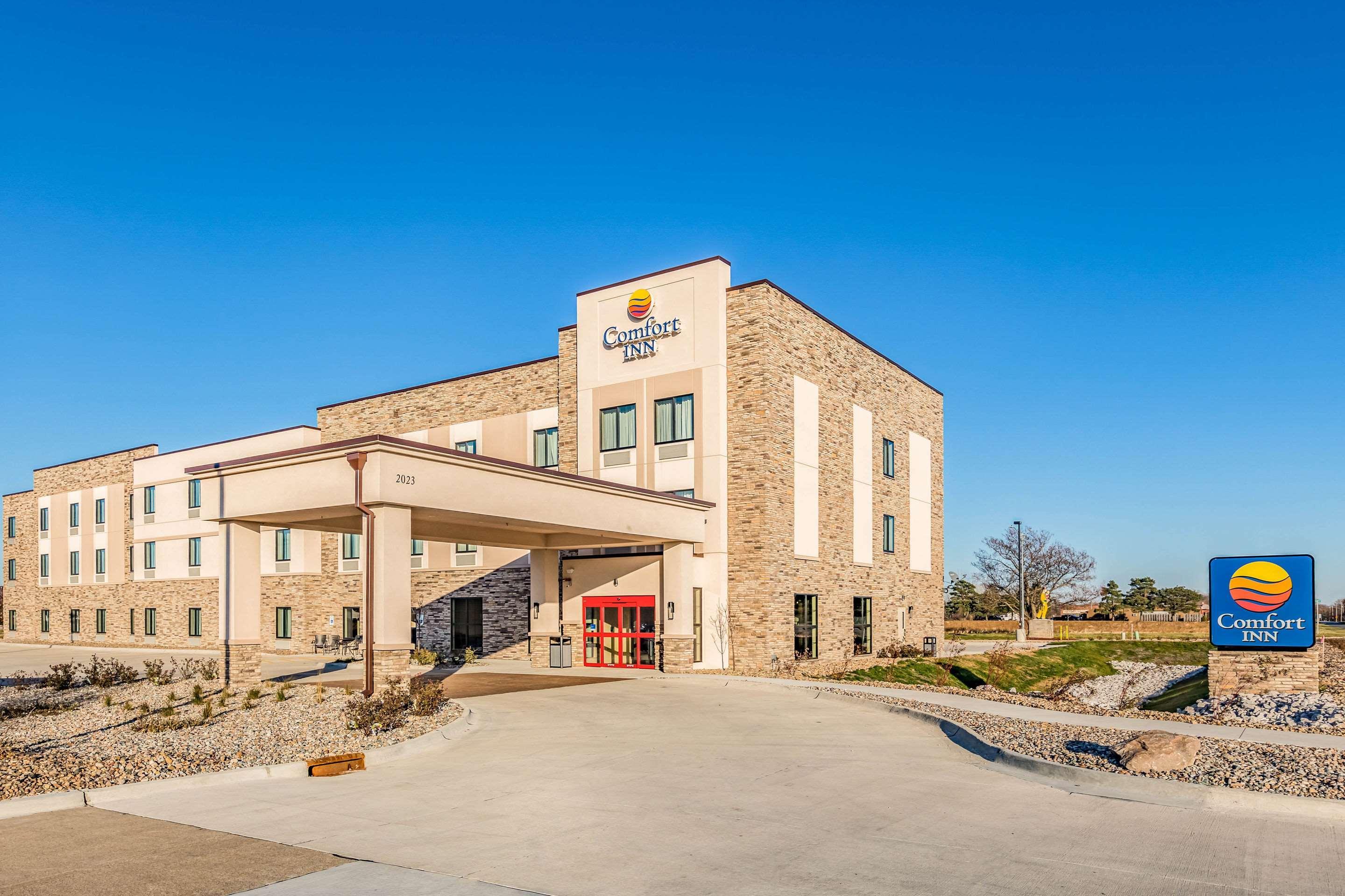 Comfort Inn Altoona-Des Moines Екстериор снимка